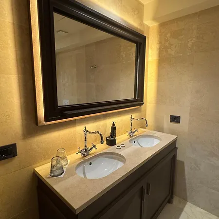 Gasthof Palazzo Gambirasi 4*