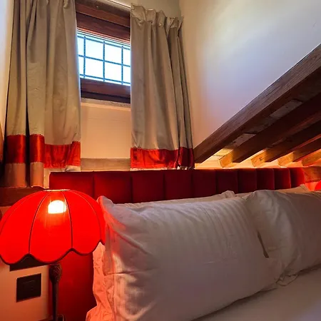 ゲストハウス Palazzo Gambirasi 3*