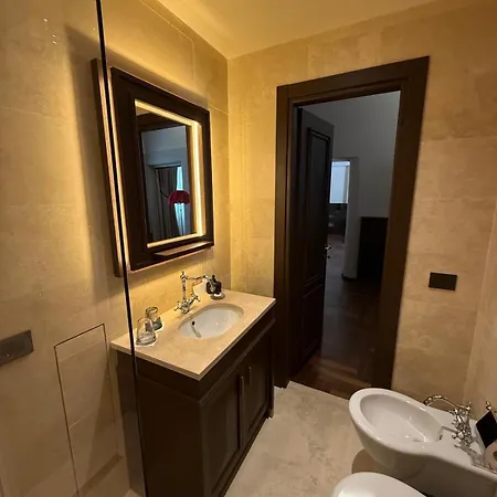 ゲストハウス Palazzo Gambirasi ローマ